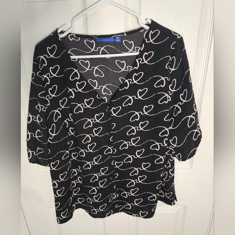 Apt 9 Womens Short Sleeve Heart Button Down Blouse 1X